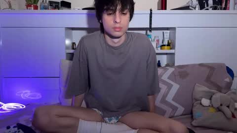 Snapshot of luan2006lovecarti chatting on October 24, 10:39 pm luan online show from October 24, 10:39 pm