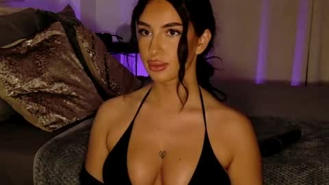 Snapshot of luanaxdess chatting on June 23, 12:41 am Luana Dess online show from June 23, 12:41 am
