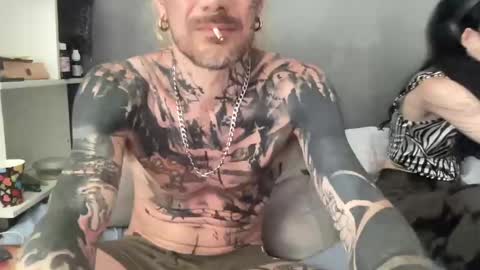 Snapshot of luaspectral chatting on February 9, 7:41 pm luaspectral online show from February 9, 7:41 pm