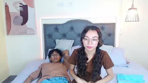 Snapshot of lubli_thodez chatting on April 28, 2:11 pm lubli_thodez online show from April 28, 2:11 pm