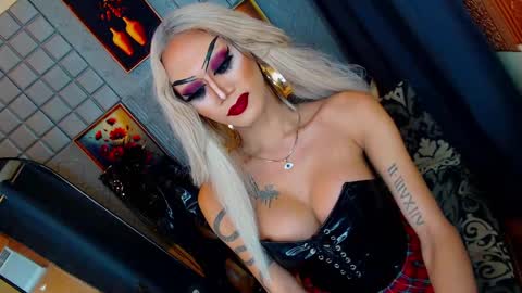 DEMONYETA LA TARRAH online show from December 9, 11:56 pm