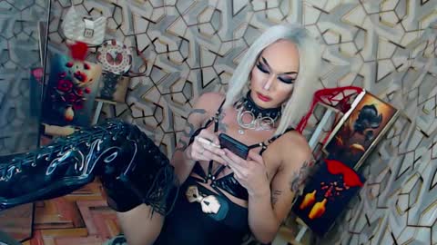 DEMONYETA LA TARRAH online show from March 2, 9:32 pm