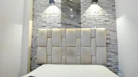 Snapshot of luca_kingg chatting on February 28, 7:37 pm Luca online show from February 28, 7:37 pm