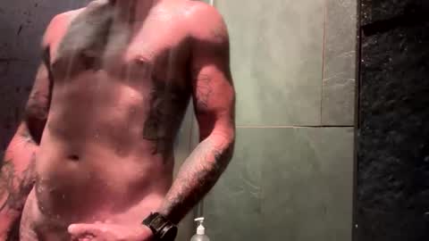 Snapshot of luca_steele chatting on April 16, 7:03 pm luca_steele online show from April 16, 7:03 pm