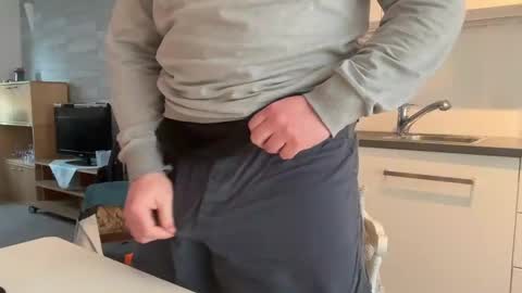 Snapshot of lucas1996_ chatting on February 4, 4:08 pm Lucas online show from February 4, 4:08 pm