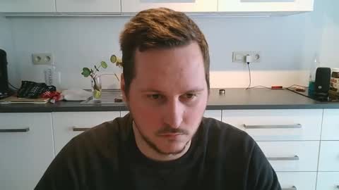 Snapshot of lucas1996_ chatting on February 25, 12:45 pm Lucas online show from February 25, 12:45 pm