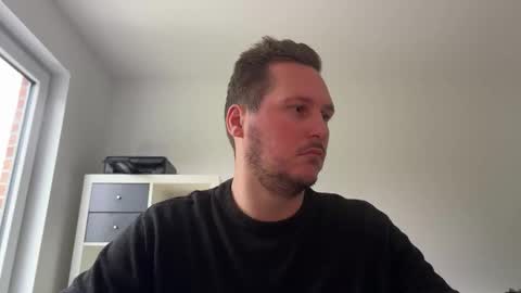 Snapshot of lucas1996_ chatting on October 31, 2:40 pm Lucas online show from October 31, 2:40 pm