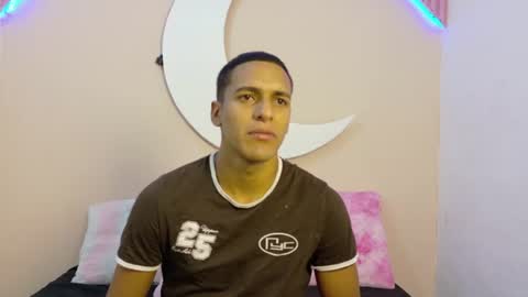 lucas837481 online show from July 16, 11:16 am