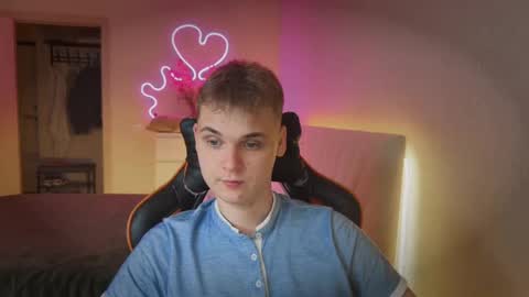 Lucas Gill online show from September 9, 6:46 am