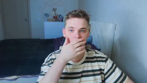 Lucas Gill online show from November 24, 3:39 am