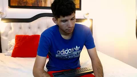 lucas_dream online show from July 9, 11:36 am