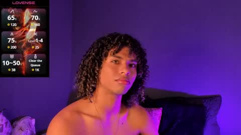 Snapshot of lucas_eevans07 chatting on December 7, 7:10 pm online show from December 7, 7:10 pm