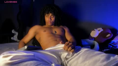 Snapshot of lucas_eevans07 chatting on February 26, 2:10 am online show from February 26, 2:10 am