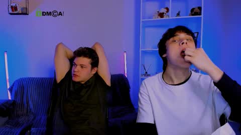 lucas_long_ online show from November 28, 8:00 pm