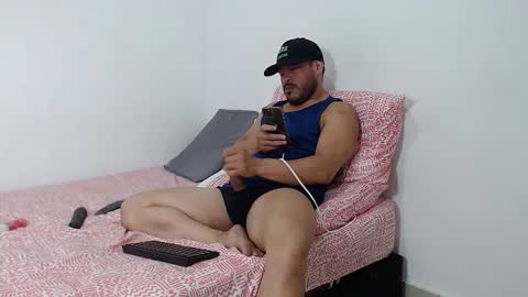 Snapshot of lucas_montesori chatting on March 2, 1:15 am Lucas Montesori online show from March 2, 1:15 am