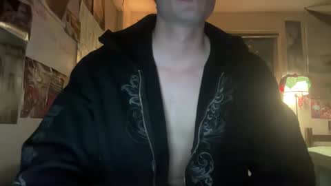 Snapshot of lucascrown chatting on February 2, 6:45 am lucascrown online show from February 2, 6:45 am