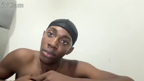 lucasdonatelli online show from March 3, 5:13 am