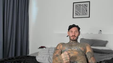 lucasexclusive online show from March 8, 6:06 am