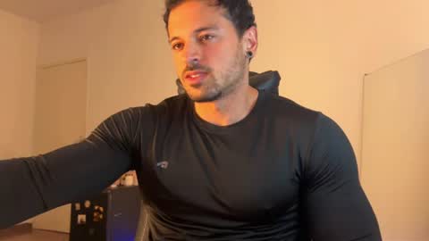 lucasfit24 online show from June 27, 1:32 am
