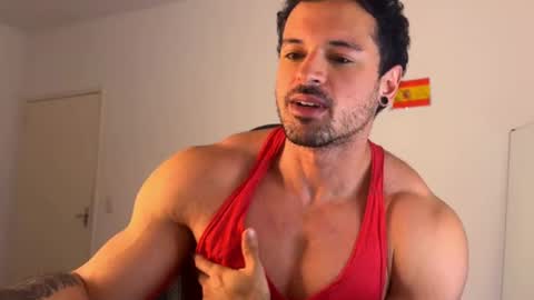 lucasfit24 online show from July 12, 4:42 pm