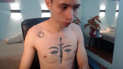 LucassSmith11 online show from January 10, 11:34 am