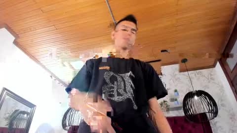Snapshot of lucca_moreti chatting on April 25, 3:53 am Lucca Moreti online show from April 25, 3:53 am