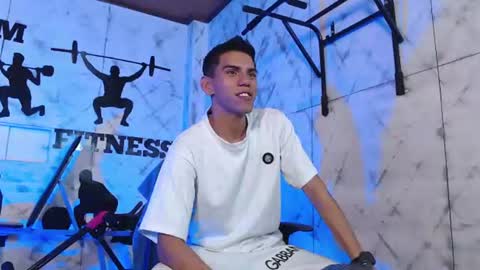 Snapshot of lucca_moreti chatting on July 5, 4:19 am Lucca Moreti online show from July 5, 4:19 am