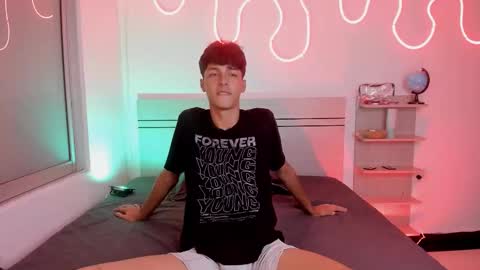 Luccas Ferreira online show from November 12, 7:24 pm