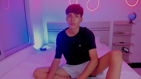 Luccas Ferreira online show from December 3, 7:56 pm