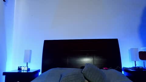 Luccy online show from April 13, 2:33 pm