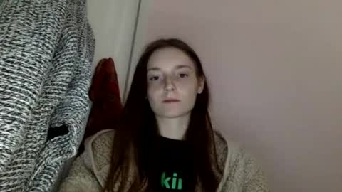 Snapshot of luci_layne chatting on June 15, 6:43 pm Luci Layne online show from June 15, 6:43 pm