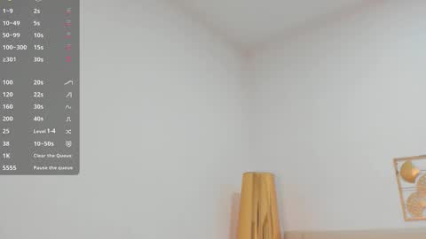 lucia_lorenz online show from January 16, 11:14 am