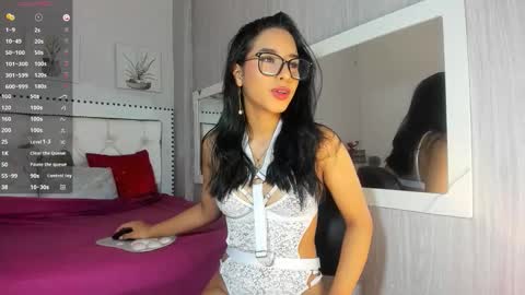 L U C I A online show from February 17, 1:07 pm