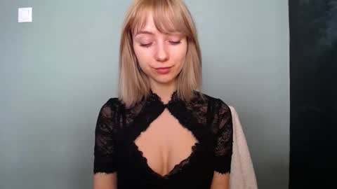 Lucy online show from March 13, 8:43 am