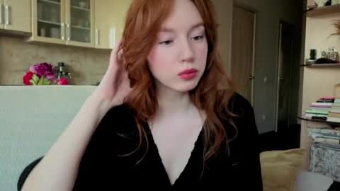 Snapshot of luciacoy chatting on April 17, 4:10 pm Lucia online show from April 17, 4:10 pm