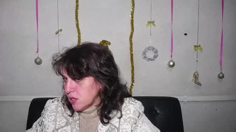 Snapshot of luciami chatting on January 14, 6:17 pm LuciaMi online show from January 14, 6:17 pm