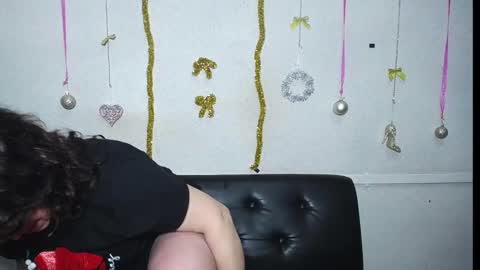 Snapshot of luciami chatting on January 14, 9:20 pm LuciaMi online show from January 14, 9:20 pm