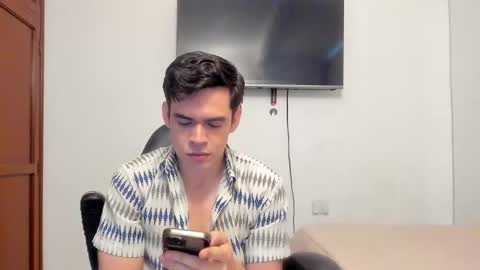Lucian Gomez online show from October 17, 8:44 pm