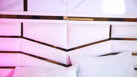 luciana_agudelo online show from February 16, 7:10 pm