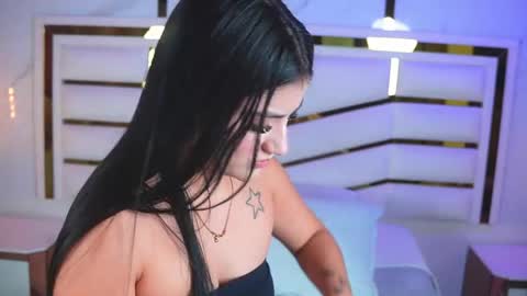 Snapshot of luciana_agudelo chatting on May 16, 7:01 pm luciana_agudelo online show from May 16, 7:01 pm