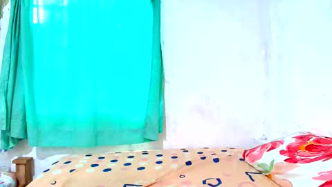 Snapshot of luciana_daza chatting on January 11, 8:43 pm Luciana online show from January 11, 8:43 pm