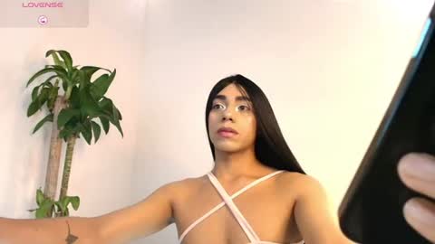 Snapshot of luciana_glow chatting on July 7, 9:41 pm luciana_glow online show from July 7, 9:41 pm