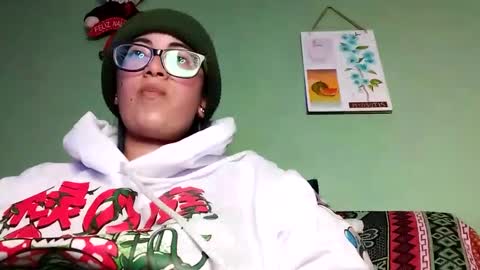 Snapshot of lucianacapisce chatting on February 14, 10:25 pm Dani 3 online show from February 14, 10:25 pm