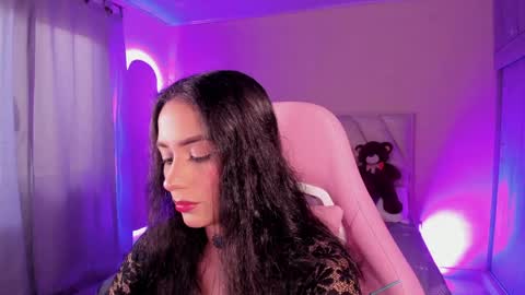    online show from March 21, 9:29 pm