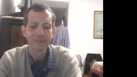 Snapshot of lucianoaxel chatting on December 29, 2:27 am Luciano online show from December 29, 2:27 am