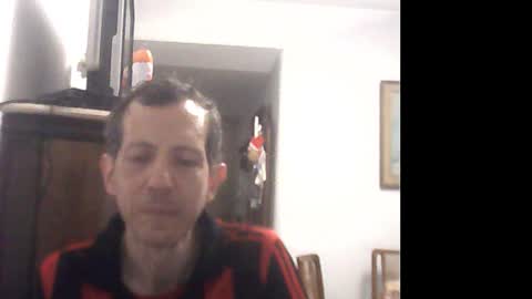Snapshot of lucianoaxel chatting on January 1, 8:26 pm Luciano online show from January 1, 8:26 pm