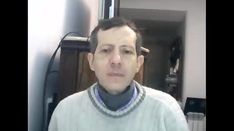 Snapshot of lucianoaxel chatting on June 9, 6:41 pm Luciano online show from June 9, 6:41 pm