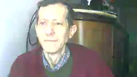 Snapshot of lucianoaxel chatting on July 28, 6:20 pm Luciano online show from July 28, 6:20 pm