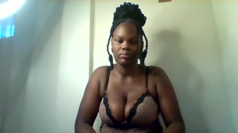 Snapshot of luciaresa chatting on July 7, 8:51 am luciaresa online show from July 7, 8:51 am