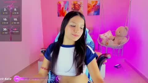 Snapshot of lucibunny__1 chatting on March 25, 9:10 pm lucibunny__1 online show from March 25, 9:10 pm